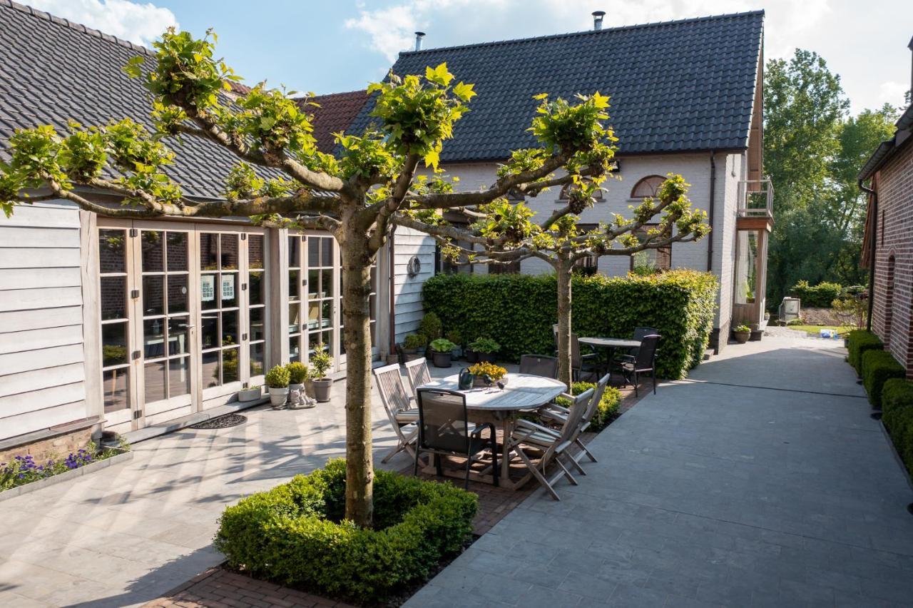 Bed And Breakfast Paellepelhoeve Ninove Exteriör bild